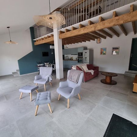 Maison A St Mitre Saint-Mitre-les-Remparts Екстериор снимка